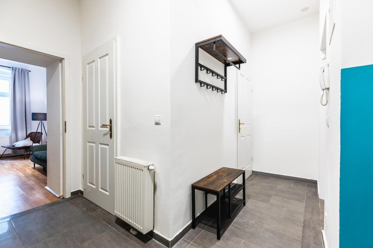 Stylish Designed Apartment In A Calm District เวียนนา ภายนอก รูปภาพ
